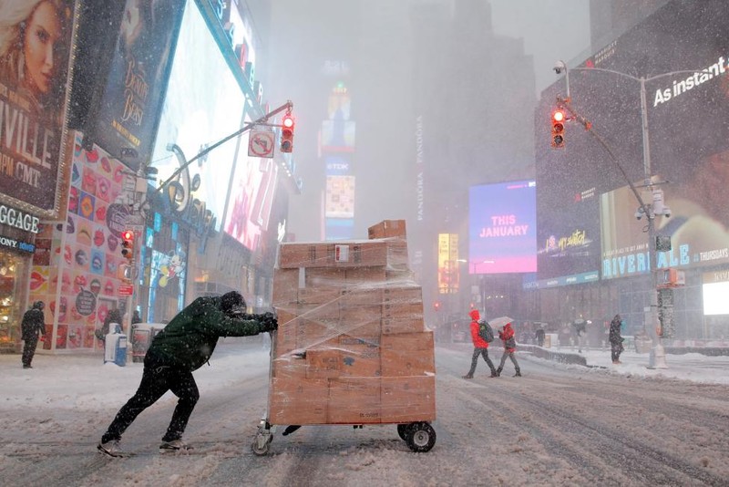 Chuoi anh kinh hoang ve bao tuyet o New York-Hinh-6